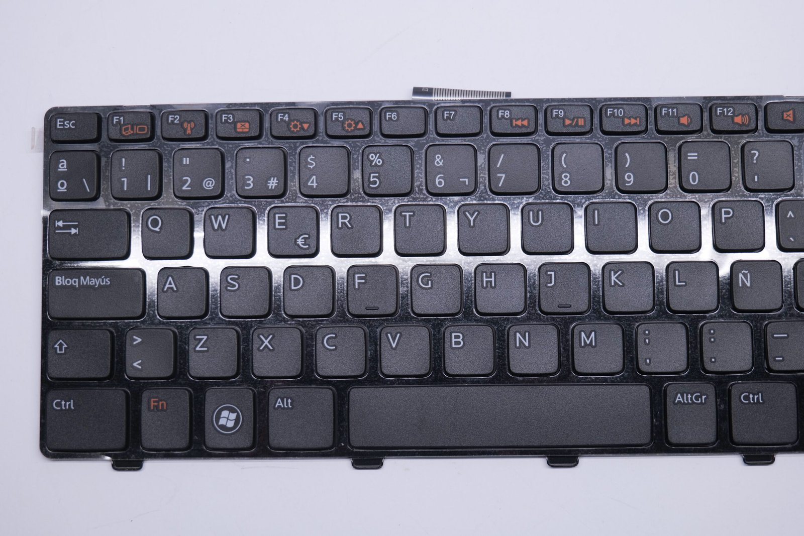 TECLADO DELL STUDIO N5110