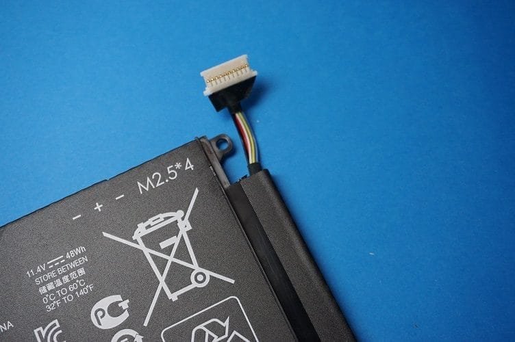 BATERIA HP LP03XL conector