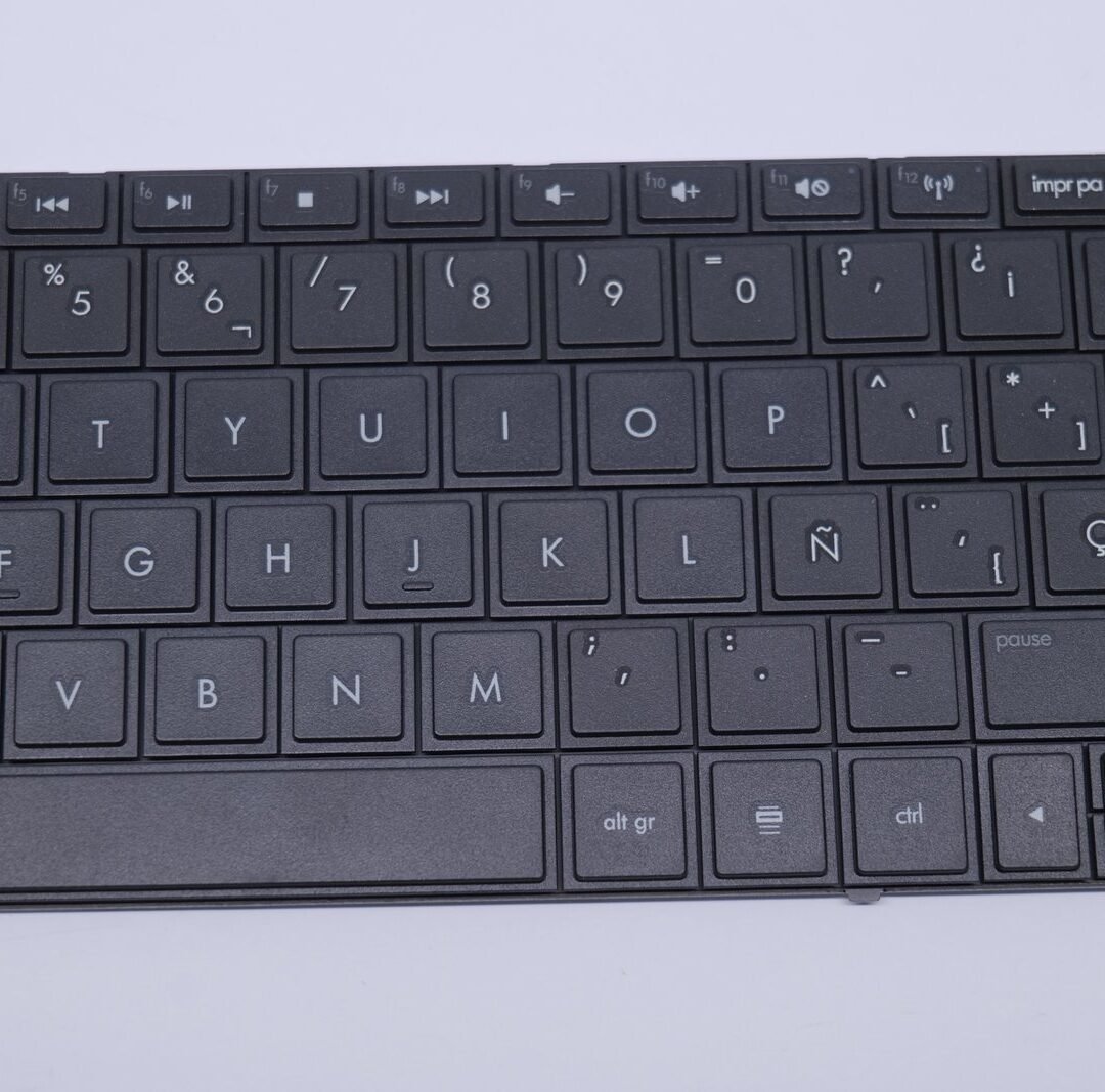 TECLADO HP 210 1028