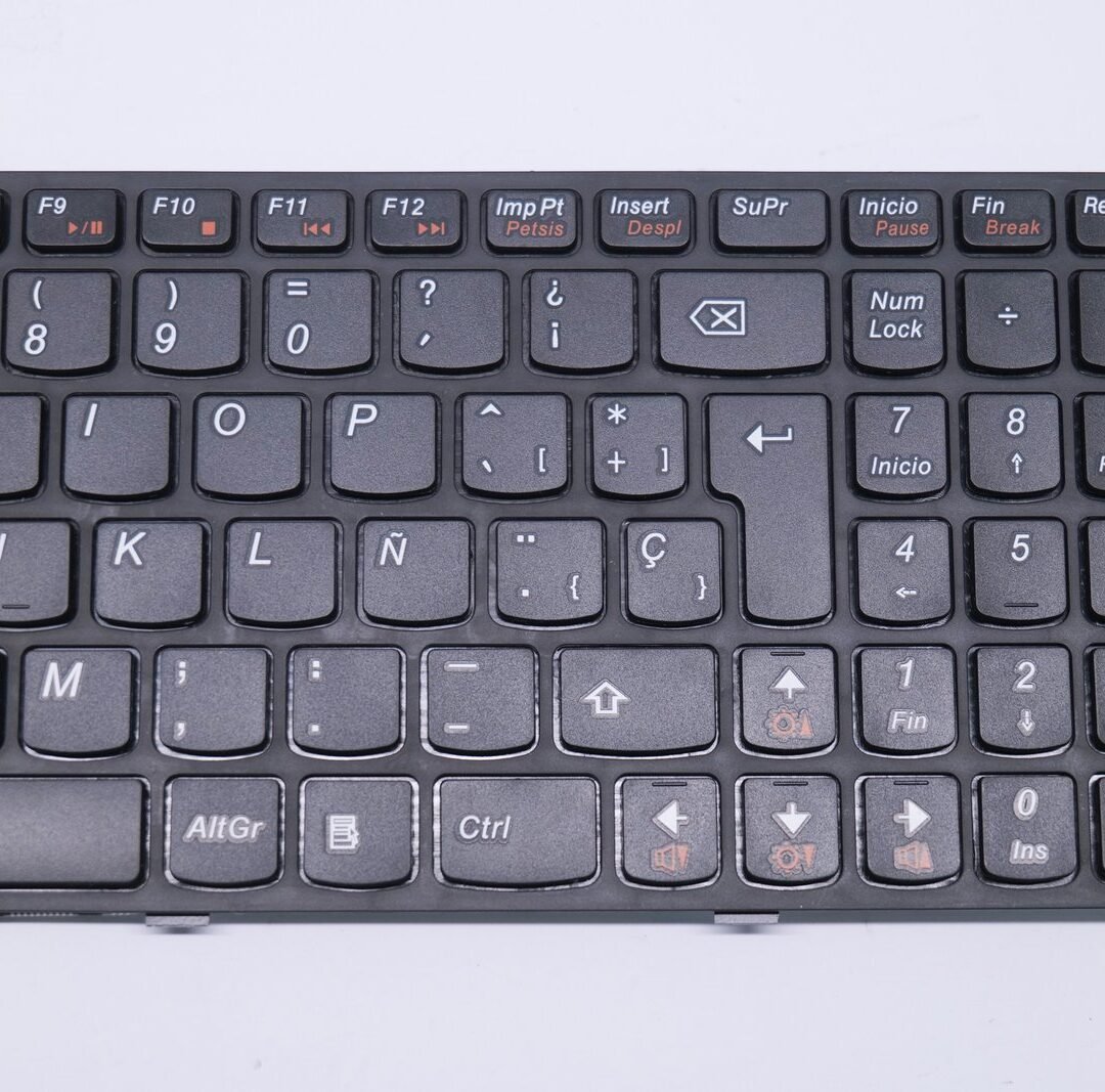 TECLADO LENOVO Z575